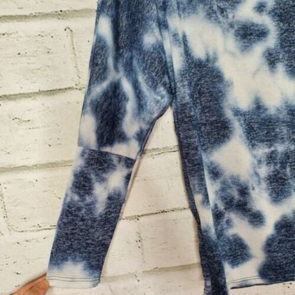 VICI Collection Navy Blue Tie Dye Pullover Sweater Small Rayon Womens - Picture 4 of 5